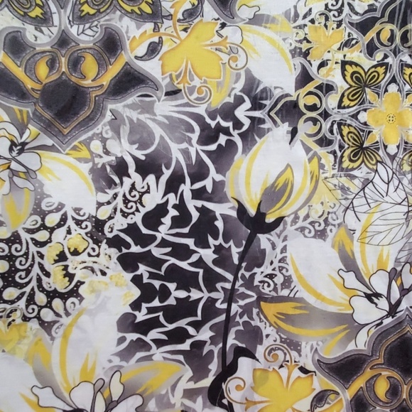 Style & Co. Black yellow white floral print round neck cap sleeve top Petite Sm - Picture 4 of 8